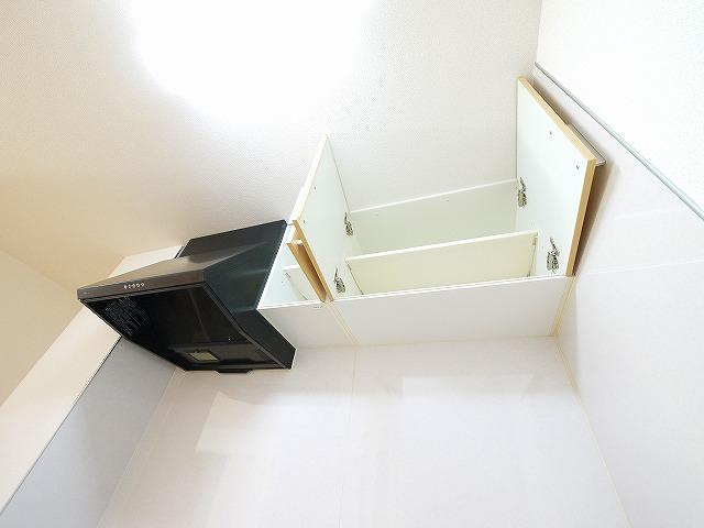 エクセレント天理のキッチン|コンパクトなキッチンで掃除もラクラク