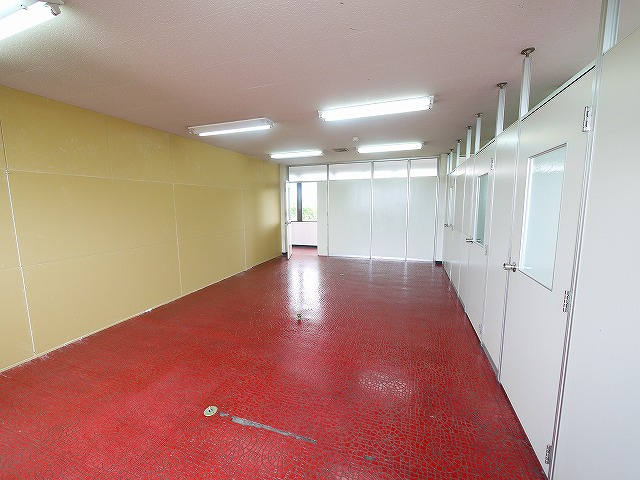 大和第3ビルの内装