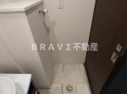 エスライズ天満橋　BRAVI不動産の設備|【エスライズ天満橋】洗濯機置き場