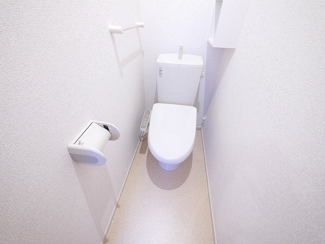 ハーベストⅡのトイレ|ゆったりとした空間のトイレです