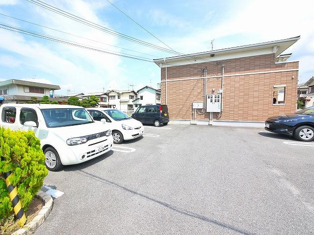 ソフィーⅡの駐車場