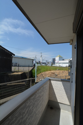 【バルコニー】 | ビバーチェ吉岡２