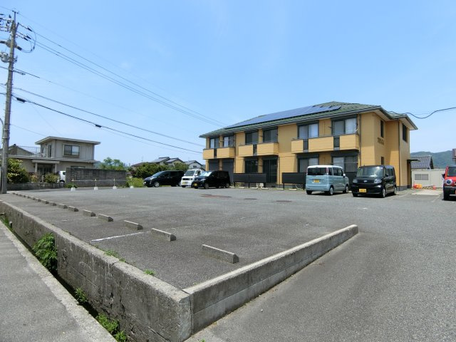 プログレス　A棟の駐車場
