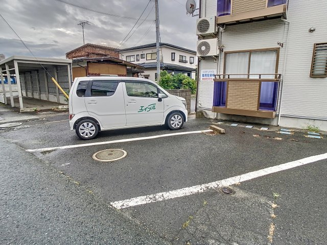 システィハイムの駐車場
