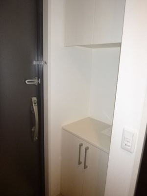 【玄関】 | ヴィンチェロ