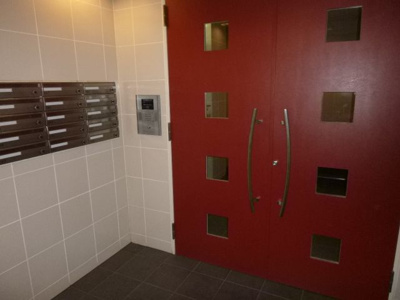 【エントランス】 | ヴィンチェロ