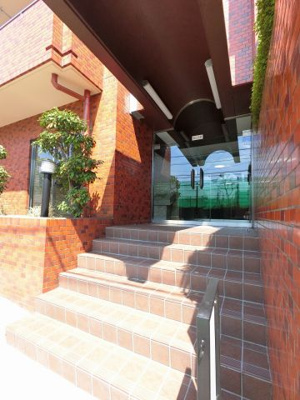 【エントランス】 | ライオンズマンション上大岡第12 | 京急本線・市営地下鉄ブルーライン「上大岡」駅より徒歩16分！2路線利用可能！