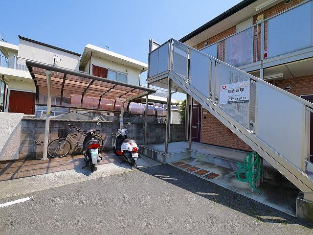 グレイス田原本のその他共用部分|自転車置き場