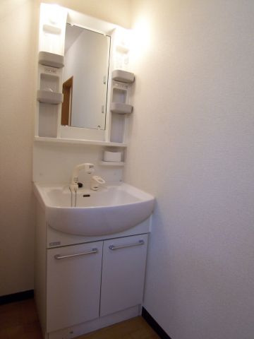 ベルーナⅡの独立洗面台