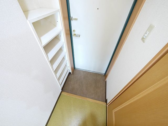 結充Immeuble　B館の玄関|明るい玄関です