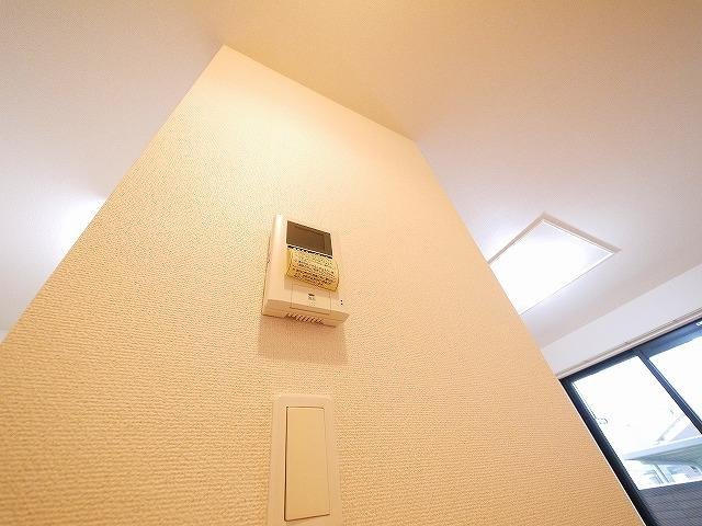 プラシード　セレノ　Ｄのセキュリティ|モニター付きインターホーン