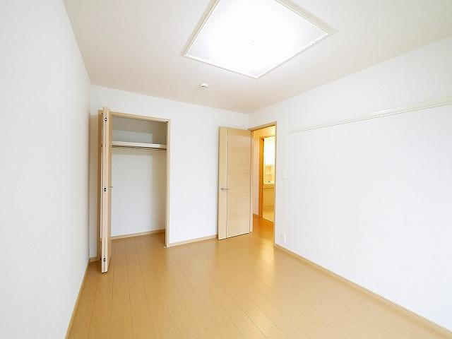プラシード　セレノ　Ｄの洋室|個人の部屋や寝室として使える洋室です