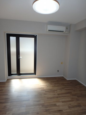 セリバテール伊丹