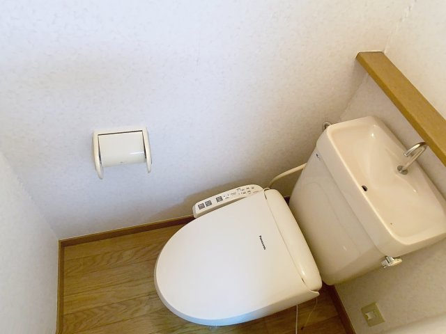 パールハイツ松波のトイレ