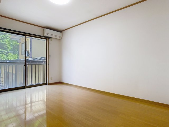 パールハイツ松波