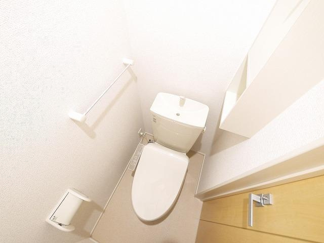 モデルノⅠのトイレ|コンパクトで使いやすいトイレです