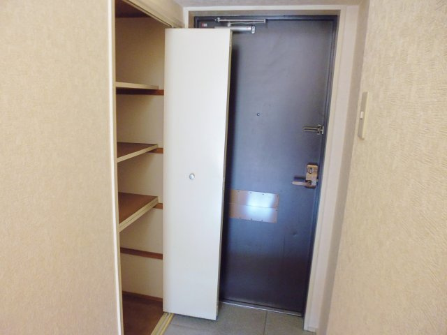 サンエキューズⅡの収納