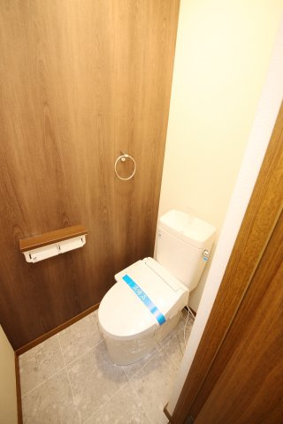 ドミールたかねB棟のトイレ
