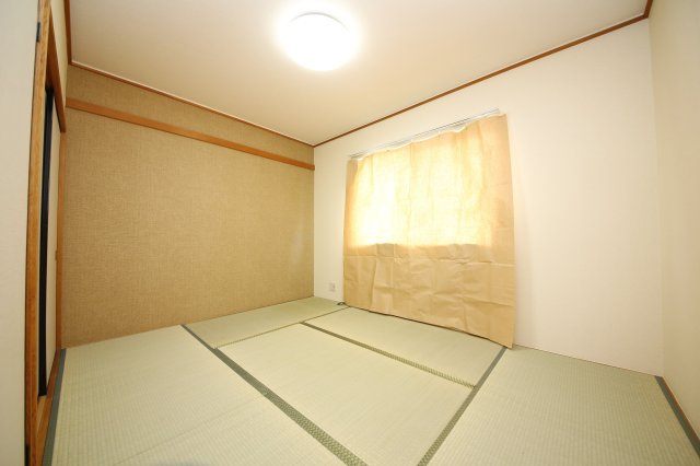 ドミールたかねB棟の和室