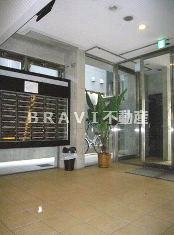 CLAIR TOWER（クレイルタワー）　BRAVI不動産のエントランス|【CLAIR TOWER（クレイルタワー）】清潔なエントランスです