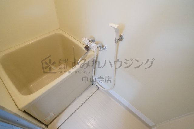 ガーデンハイツ山本の浴室