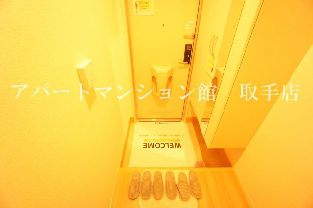 コンフォートＡの玄関
