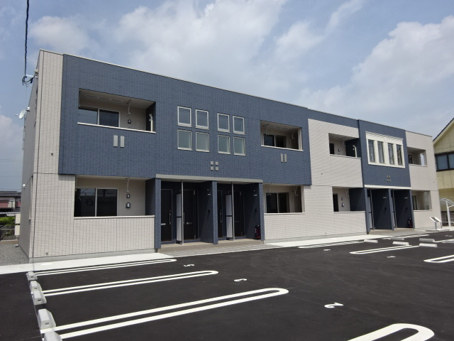倉敷市真備町川辺のアパートの外観