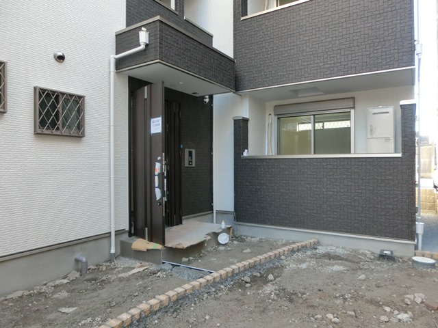 大阪市淀川区田川北１丁目のアパートのエントランス