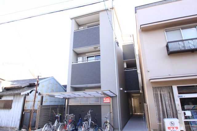 リリーベルの外観