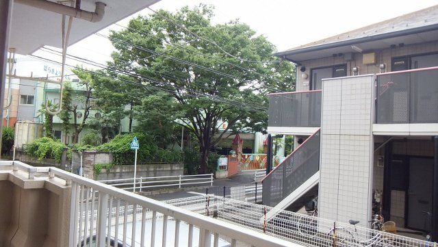 船橋市本中山７丁目の賃貸マンションの展望|１階でも地面から少し上がっています