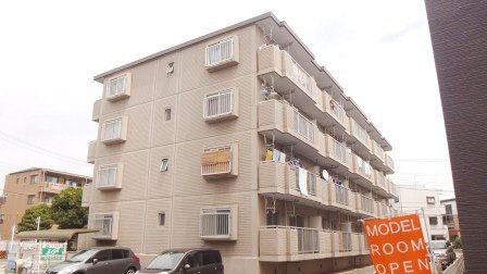 船橋市本中山７丁目の賃貸マンションの外観|南向きで日当り良好です