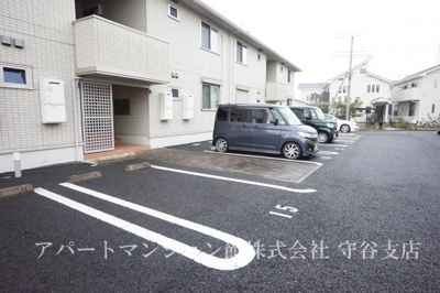 【駐車場】 | グランメゾン松ヶ丘Ｂ
