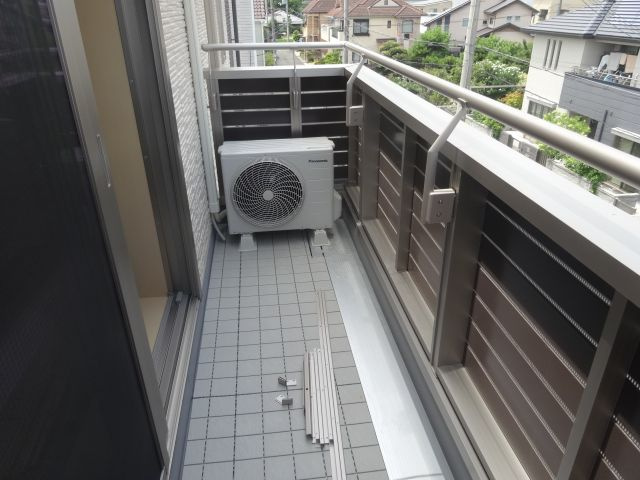 イデアーレ伊丹のバルコニー