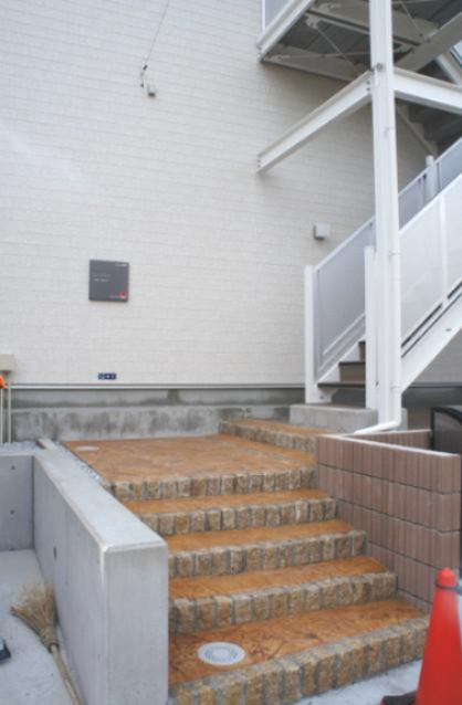 リブリ・デイジーのエントランス