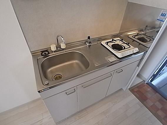 烏帽子ハイツ六甲のキッチン