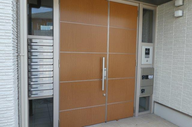 倉敷市浜ノ茶屋１丁目の賃貸マンションのエントランス|オートロック