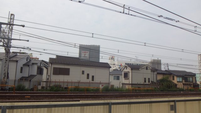 アークＴＯＷＡの展望|電車近いですが2重窓で防音対策あります。