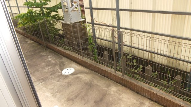 アークＴＯＷＡのバルコニー|広めのテラス付です。