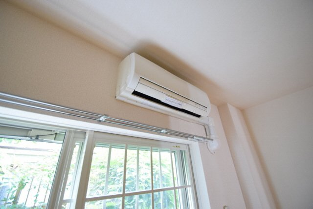 ウィステリアⅡの設備|エアコン付