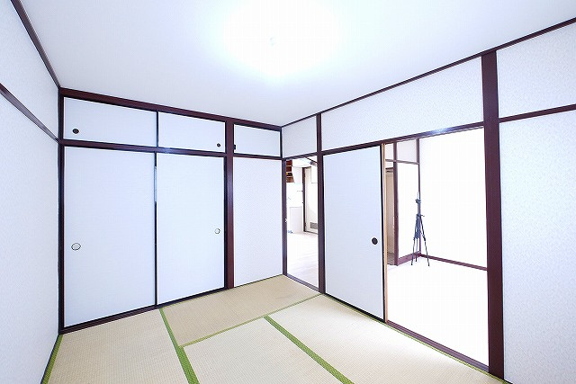 新町ハイツの和室|ゆったりとくつろげる和室です