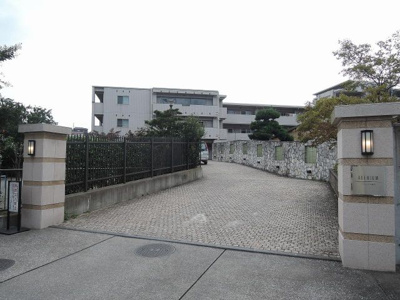 【外観】 | アデニウム菊名 | 陽当り良好！外部からの目線が気にならないお部屋です♪