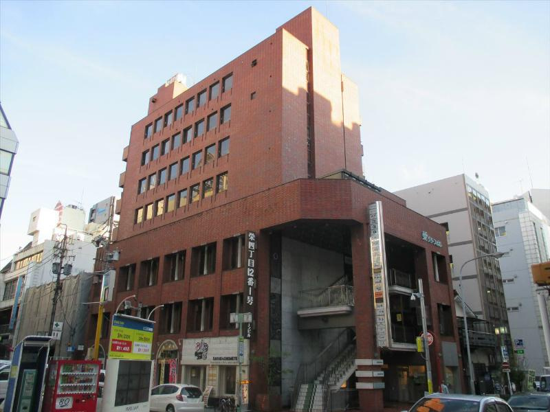 栄グリーンマンションの外観