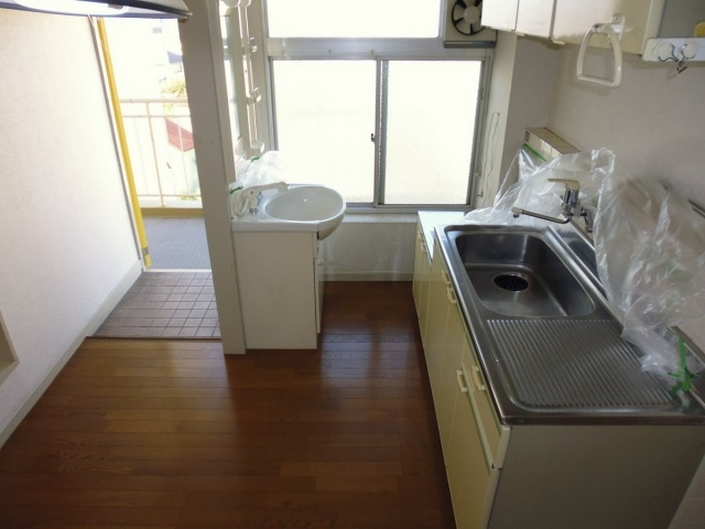 マンション朝霧1号館
