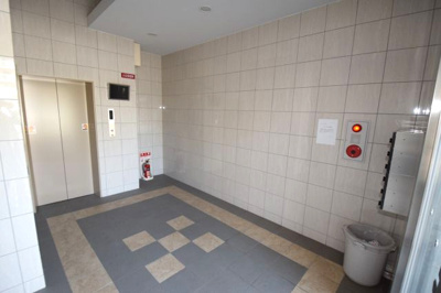 【エントランス】 | AZ天満