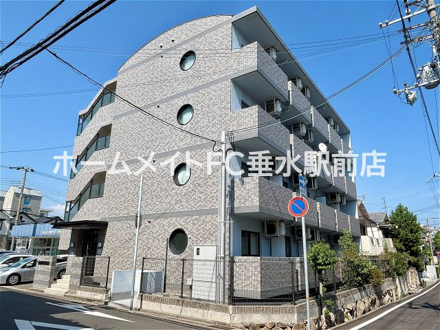マリンコート大町の外観