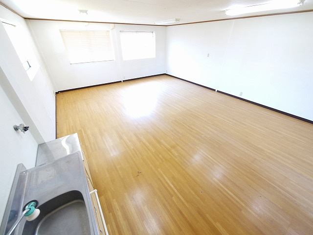 吉本店舗（加茂町兎並船屋）の内装