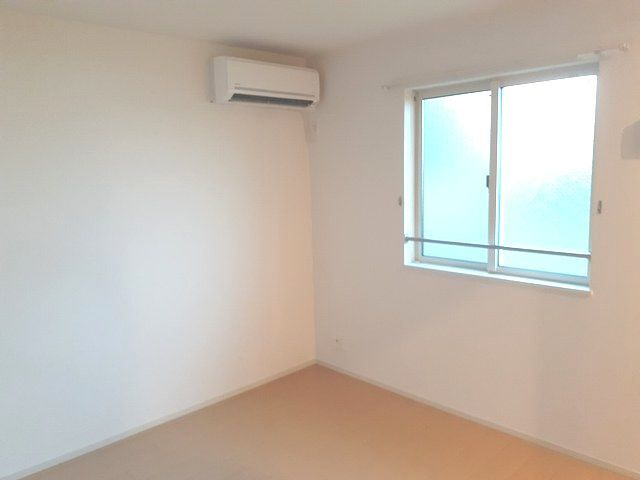 サンヴェール大芝Bの洋室