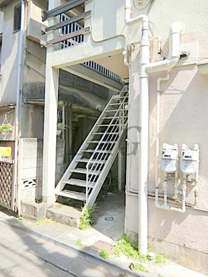 【エントランス】 | コーポT's | エントランスです