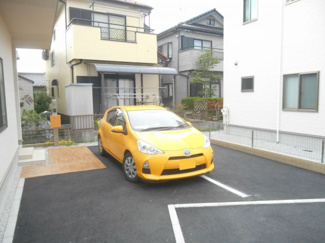 【駐車場】