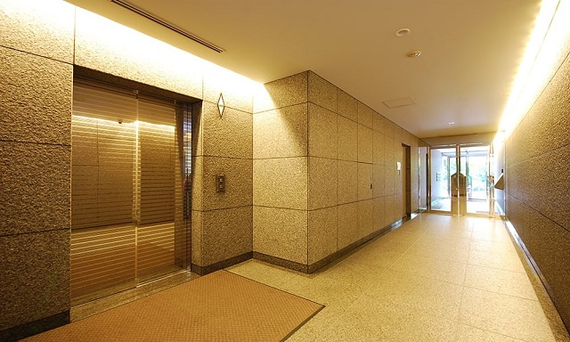 港区芝１丁目の賃貸マンションのその他|エントランスホール